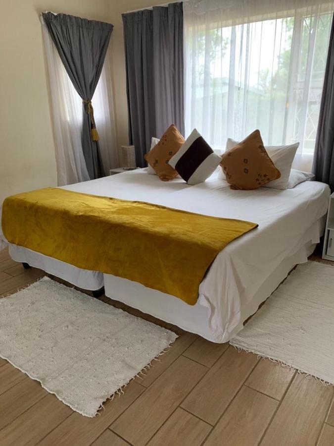 77 On Sissons Apartment อึมทาทา ภายนอก รูปภาพ
